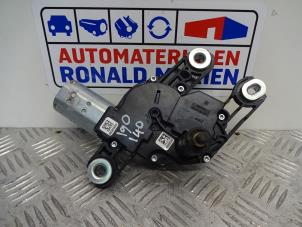 Gebruikte Ruitenwissermotor achter Skoda Superb Combi (3V5) 1.6 TDI Prijs € 25,00 Margeregeling aangeboden door Automaterialen Ronald Morien B.V.