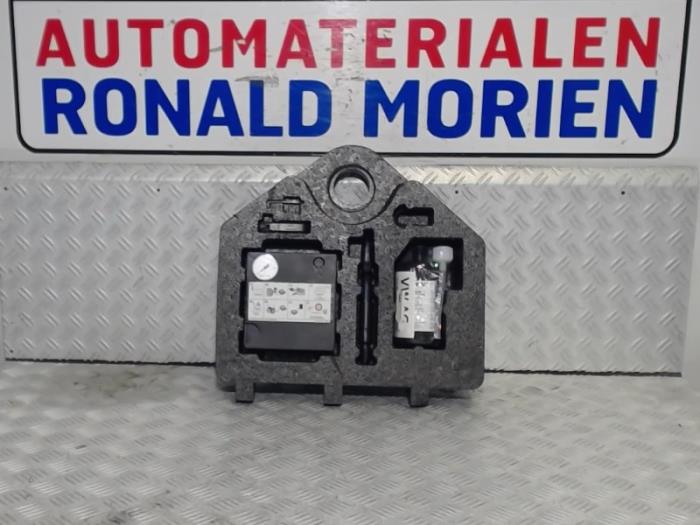 Gebruikte Compressor Seat Leon (5FB) 1.8 TSI Ecomotive 16V Prijs € 29,00 Margeregeling aangeboden door Automaterialen Ronald Morien B.V.