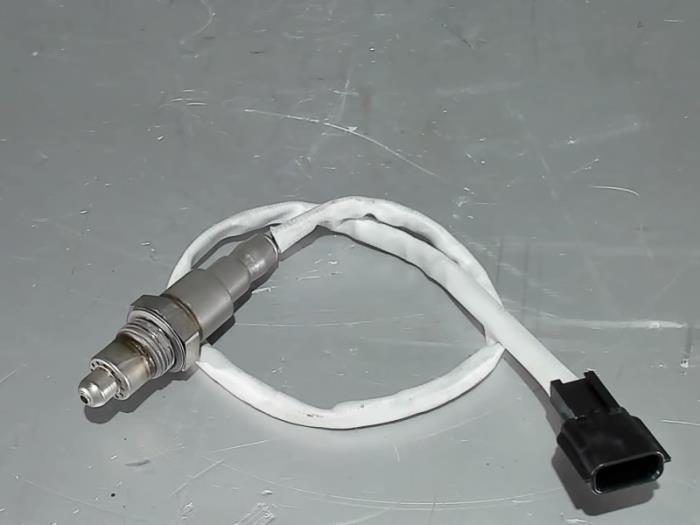 Lambda Sonde van een Renault Espace (RFCJ) 1.6 Tce 200 EDC 2018