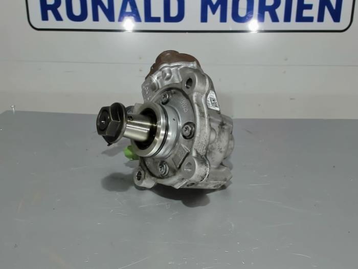 Gebruikte Dieselpomp Landrover Discovery Sport (LC) 2.0 eD4 150 16V Prijs € 65,00 Margeregeling aangeboden door Automaterialen Ronald Morien B.V.