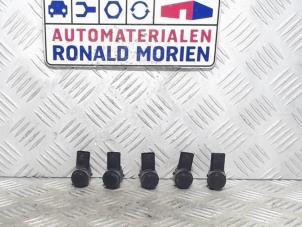 Gebruikte PDC Sensor Set Landrover Range Rover Evoque (LVJ/LVS) 2.2 SD4 16V Prijs € 145,00 Margeregeling aangeboden door Automaterialen Ronald Morien B.V.