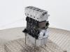 Motor van een Volkswagen Transporter T5 2.0 TDI DRF 2015