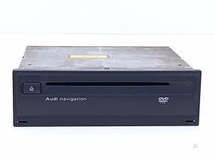 Gebruikte Navigatie Module Audi Q7 (4LB) 3.0 TDI V6 24V Prijs € 75,00 Margeregeling aangeboden door Automaterialen Ronald Morien B.V.