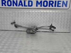 Gebruikte Ruitenwismotor + Mechaniek Audi RS 4 (B7) 4.2 V8 40V Prijs € 45,00 Margeregeling aangeboden door Automaterialen Ronald Morien B.V.