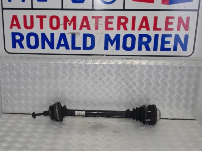 Gebruikte Steekas rechts-achter Audi RS 4 (B7) RS4 4.2 V8 40V Prijs € 49,00 Margeregeling aangeboden door Automaterialen Ronald Morien B.V.