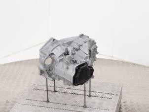 Gereviseerde Versnellingsbak Volkswagen Transporter Prijs € 1.633,50 Inclusief btw aangeboden door Automaterialen Ronald Morien B.V.