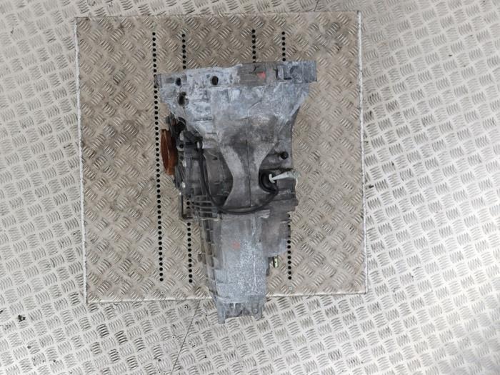 Versnellingsbak van een Audi A4 Avant (B6) 2.0 20V 2002