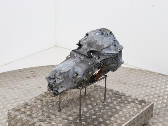 Versnellingsbak van een Audi A4 Avant (B6) 2.0 20V 2002