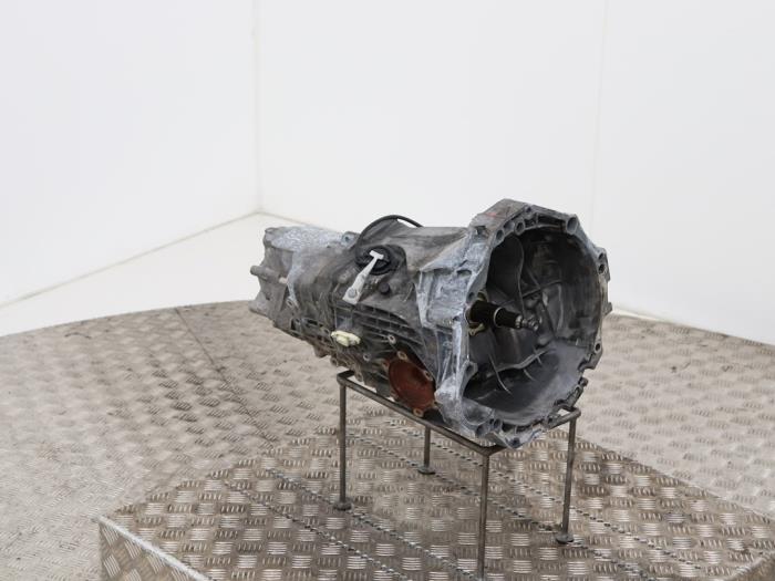 Versnellingsbak van een Audi A4 Avant (B6) 2.0 20V 2002