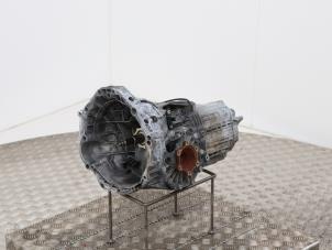 Versnellingsbak van een Audi A4 Avant (B6) 2.0 20V 2002