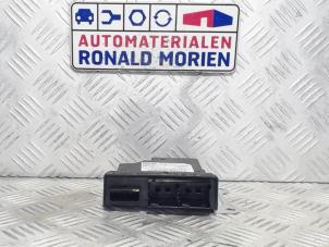 Gebruikte Airbag Module Renault Talisman Prijs € 102,85 Inclusief btw aangeboden door Automaterialen Ronald Morien B.V.