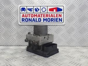 Gebruikte ABS Pomp Fiat 500L (199) 0.9 TwinAir Turbo 105 Prijs € 225,00 Margeregeling aangeboden door Automaterialen Ronald Morien B.V.