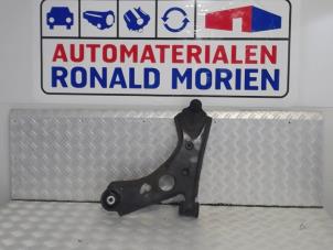 Gebruikte Draagarm links-voor Fiat 500L (199) Prijs € 123,00 Margeregeling aangeboden door Automaterialen Ronald Morien B.V.
