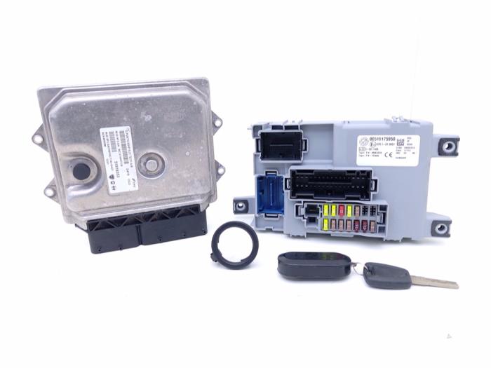 Gebruikte Computer Motormanagement Fiat Punto Evo (199) 1.3 JTD Multijet 85 16V Euro 5 Prijs € 225,00 Margeregeling aangeboden door Automaterialen Ronald Morien B.V.
