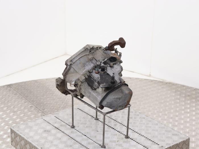 Gebruikte Versnellingsbak Peugeot 307 (3A/C/D) 1.4 Prijs € 300,00 Margeregeling aangeboden door Automaterialen Ronald Morien B.V.