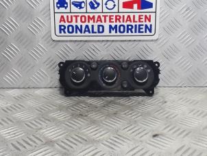 Gebruikte Kachel Bedieningspaneel Ford Ka+ 1.2 Prijs € 85,00 Margeregeling aangeboden door Automaterialen Ronald Morien B.V.
