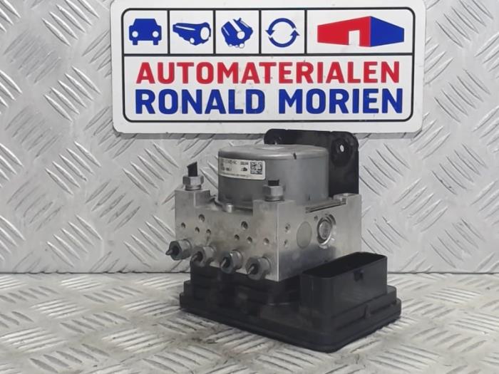 Gebruikte ABS Pomp Ford Ka+ 1.2 Ti-VCT Prijs € 225,00 Margeregeling aangeboden door Automaterialen Ronald Morien B.V.