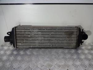 Gebruikte Intercooler Opel Vivaro 2.5 DTI 16V Prijs € 39,00 Margeregeling aangeboden door Automaterialen Ronald Morien B.V.