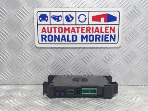 Gebruikte Telefoon Module Volvo V40 (MV) 1.5 T2 16V Geartronic Prijs € 245,00 Margeregeling aangeboden door Automaterialen Ronald Morien B.V.