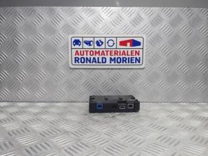 Gebruikte Module Telefoon Opel Vivaro A Combi 2.0 CDTI Prijs € 35,00 Margeregeling aangeboden door Automaterialen Ronald Morien B.V.