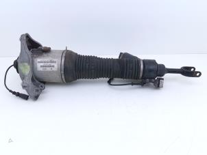 Gebruikte Voorpoot links Volkswagen Phaeton (3D) 3.2 V6 30V Prijs € 395,00 Margeregeling aangeboden door Automaterialen Ronald Morien B.V.