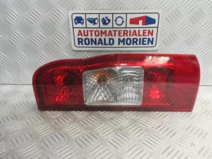 Gebruikte Achterlicht rechts Ford Transit 2.2 TDCi 16V Euro 5 Prijs € 25,00 Margeregeling aangeboden door Automaterialen Ronald Morien B.V.