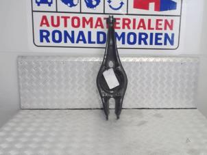 Gebruikte Draagarm links-achter Seat Leon (5FB) 1.8 TSI Ecomotive 16V Prijs € 25,00 Margeregeling aangeboden door Automaterialen Ronald Morien B.V.