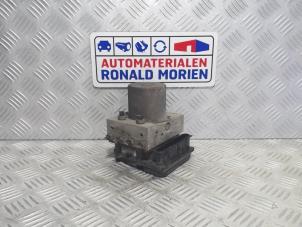 Gebruikte ABS Pomp Ford Transit 2.2 TDCi 16V Euro 5 Prijs € 125,00 Margeregeling aangeboden door Automaterialen Ronald Morien B.V.