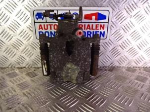 Gebruikte Remklauw (Tang) links-achter Opel Insignia Sports Tourer 2.0 CDTI 16V 160 Ecotec Prijs € 75,00 Margeregeling aangeboden door Automaterialen Ronald Morien B.V.