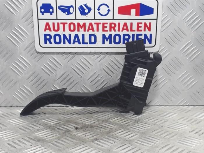 Gebruikte Gaspedaalpositie Sensor Skoda Octavia Combi (5EAC) 1.6 TDI 16V Prijs € 19,00 Margeregeling aangeboden door Automaterialen Ronald Morien B.V.