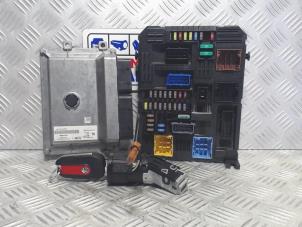 Gebruikte Computer Motormanagement Opel Crossland (X) 1.2 12V LPG Prijs € 225,00 Margeregeling aangeboden door Automaterialen Ronald Morien B.V.