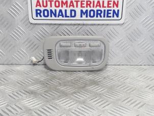 Gebruikte Binnenverlichting voor Peugeot 207 SW (WE/WU) 1.6 16V Prijs € 15,00 Margeregeling aangeboden door Automaterialen Ronald Morien B.V.