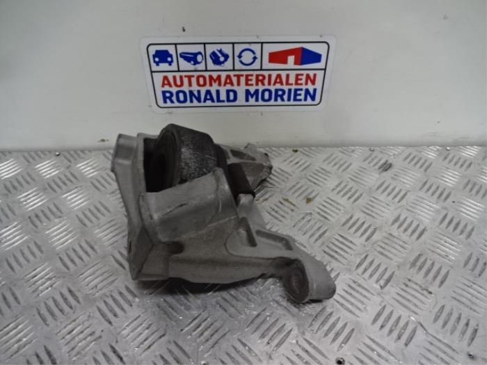 Gebruikte Motorsteun Mazda 6 (GJ/GH/GL) 2.2 SkyActiv-D 150 16V Prijs € 35,00 Margeregeling aangeboden door Automaterialen Ronald Morien B.V.