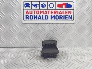 Gebruikte Sensor ACC (afstand) Mazda 6 (GJ/GH/GL) 2.2 SkyActiv-D 150 16V Prijs € 59,00 Margeregeling aangeboden door Automaterialen Ronald Morien B.V.