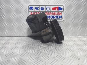 Gebruikte Servopomp Renault Laguna I (B56) 2.0 S 16V Prijs € 41,00 Margeregeling aangeboden door Automaterialen Ronald Morien B.V.