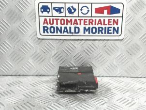 Gebruikte USB module Mercedes Sprinter 3t (906.61) 210 CDI 16V Prijs € 33,00 Margeregeling aangeboden door Automaterialen Ronald Morien B.V.