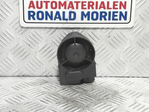 Gebruikte Alarm sirene Opel Vivaro B Combi 1.6 CDTI 95 Prijs € 62,00 Margeregeling aangeboden door Automaterialen Ronald Morien B.V.