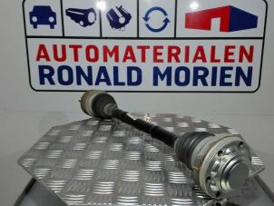 Gebruikte Aandrijfas links-achter Volkswagen Transporter/Caravelle T6 2.0 TDI 204 4Motion Prijs € 175,45 Inclusief btw aangeboden door Automaterialen Ronald Morien B.V.