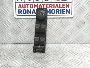 Gebruikte Schakelaar Elektrisch Raam Ford B-Max (JK8) 1.5 TDCi Prijs € 20,00 Margeregeling aangeboden door Automaterialen Ronald Morien B.V.