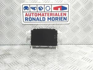 Gebruikte Display Interieur Ford B-Max (JK8) 1.5 TDCi Prijs € 35,00 Margeregeling aangeboden door Automaterialen Ronald Morien B.V.