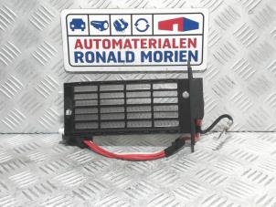Gebruikte Element Kachelverwarming Ford B-Max Prijs € 59,00 Margeregeling aangeboden door Automaterialen Ronald Morien B.V.