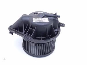 Gebruikte Kachel Ventilatiemotor Peugeot Partner 1.6 HDI 75 Prijs € 35,00 Margeregeling aangeboden door Automaterialen Ronald Morien B.V.