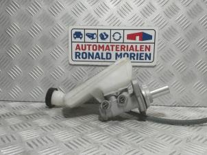 Gebruikte Hoofdremcilinder Citroen C3 (SC) 1.0 Vti 68 12V Prijs € 33,00 Margeregeling aangeboden door Automaterialen Ronald Morien B.V.