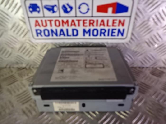 Gebruikte Regelunit Multi Media Volvo V40 (MV) 1.6 D2 Prijs € 49,00 Margeregeling aangeboden door Automaterialen Ronald Morien B.V.