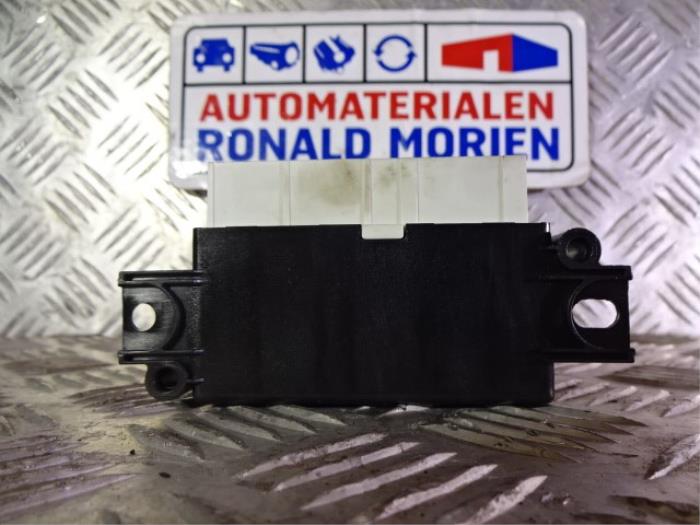 Gebruikte PDC Module Volkswagen Polo V (6R) 1.4 TDI 12V 90 Prijs € 15,00 Margeregeling aangeboden door Automaterialen Ronald Morien B.V.