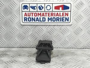 Gebruikte Sensor ACC (afstand) Volvo V40 (MV) Prijs € 50,00 Margeregeling aangeboden door Automaterialen Ronald Morien B.V.