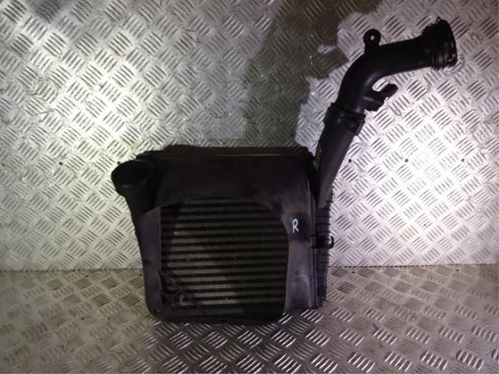 Gebruikte Intercooler Volkswagen Touareg (7LA/7L6) 5.0 TDI V10 Prijs € 35,00 Margeregeling aangeboden door Automaterialen Ronald Morien B.V.