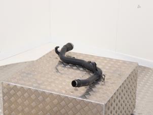 Gebruikte Intercooler Buis Audi Q7 (4LB) 3.0 TDI V6 24V Prijs € 35,00 Margeregeling aangeboden door Automaterialen Ronald Morien B.V.