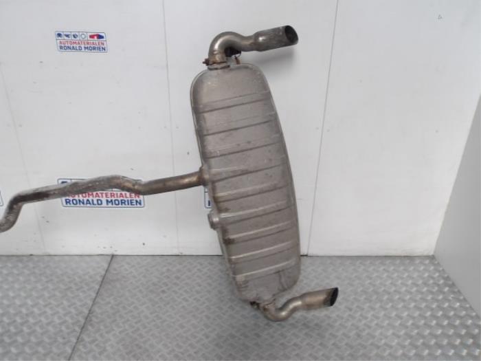 Uitlaat Einddemper van een Audi Q7 (4LB) 3.0 TDI V6 24V 2007