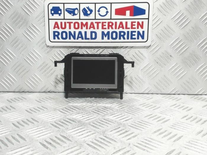 Gebruikte Display Interieur Ford Fiesta 6 (JA8) 1.0 EcoBoost 12V 100 Prijs € 65,00 Margeregeling aangeboden door Automaterialen Ronald Morien B.V.